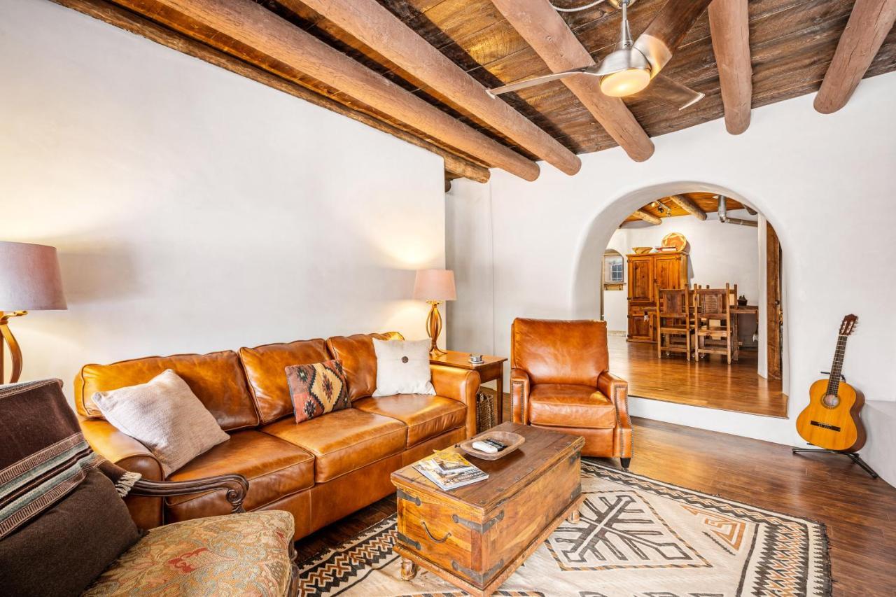 Pueblo Revival Holiday home