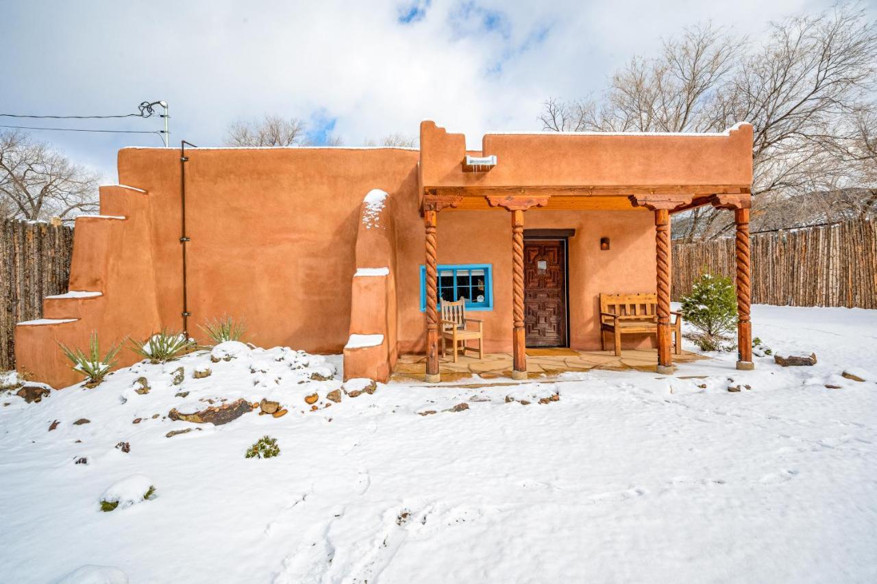 Pueblo Revival *